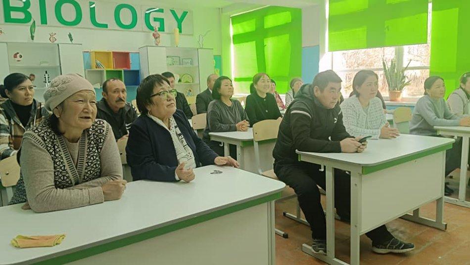Ата-аналар арасында педагогикалық қолдау